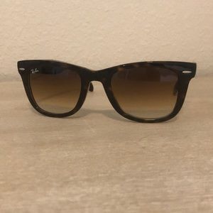 ray-ban foldable sunglasses with leather case
